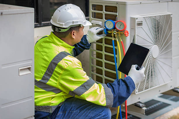 Professional Hvac Installation technician working in Wendell, NC